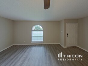 941 Carlin Ln in Burleson, TX - Building Photo - Building Photo