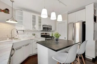 13 Greenwich St, Unit 0 in Boston, MA - Building Photo - Building Photo