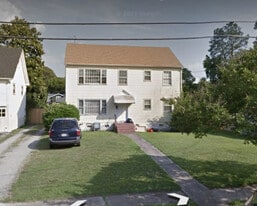 303 Bogart Street, Unit A-Down Stairs in Franklin, VA - Building Photo