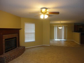 1619 Howell Dr in Indianapolis, IN - Building Photo - Building Photo