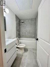 7 Erie Ave in Brantford, ON - Building Photo - Building Photo