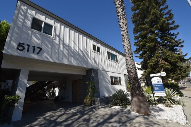 property at 5117 Laurel Canyon Blvd