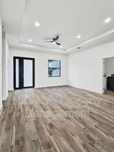 4113 Kismet Pkwy W in Cape Coral, FL - Building Photo - Building Photo