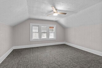 1412 Arrow Ave, Unit 2 in Anderson, IN - Building Photo - Building Photo