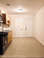 255 S 19th St-Unit -Unit 2 in Newark, NJ - Building Photo - Building Photo