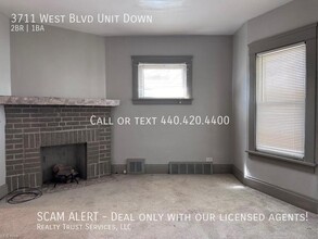 3711 West Blvd-Unit -Down in Cleveland, OH - Foto de edificio - Building Photo