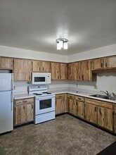 2405 E 8th St in Merrill, WI - Building Photo - Building Photo