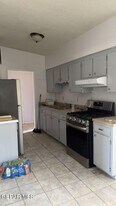 4821 Tumbleweed Ave in El Paso, TX - Building Photo