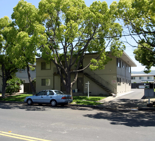 2236 Curtner Ave in Campbell, CA - Foto de edificio - Building Photo