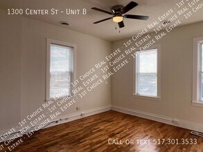 1300 Center St in Lansing, MI - Building Photo - Building Photo