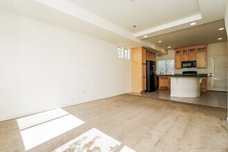 20009 Elgin Dr in Denver, CO - Building Photo - Building Photo