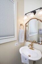 1104 Grinnell St, Unit Grinnell 2 in Key West, FL - Building Photo - Building Photo