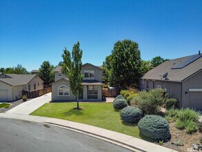 589 Panama Dr in Sparks, NV - Building Photo - Building Photo