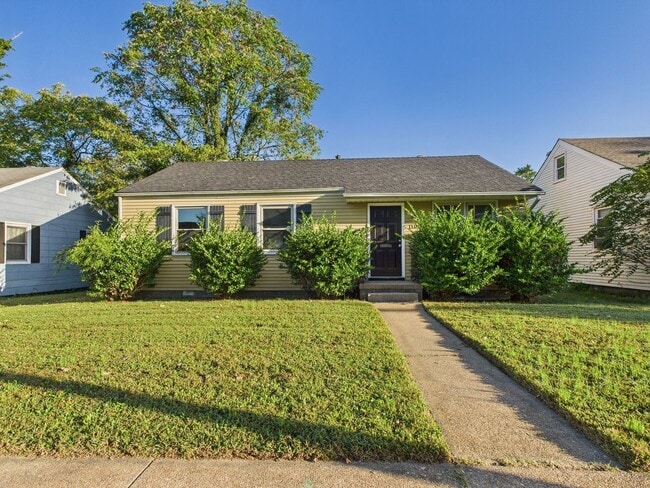 property at 1108 Goddin St