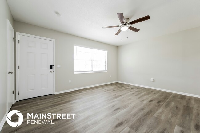 107 Lake Elizabeth Dr in Winter Haven, FL - Building Photo - Building Photo