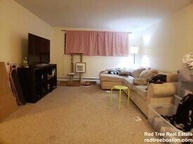 122 Dustin St in Boston, MA - Building Photo