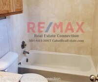 200 Crestview Dr photo'