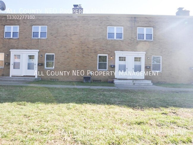 property at 2116 Market Ave N