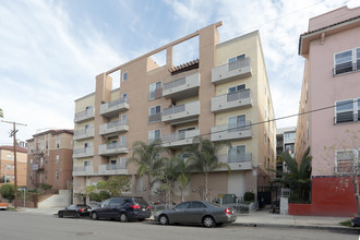 980 S Oxford Ave in Los Angeles, CA - Foto de edificio - Building Photo