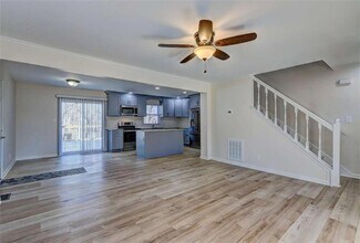 95 Pine Grove Cir in Newnan, GA - Building Photo - Building Photo