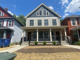 1234-1236-1236 Summit St in Columbus, OH - Building Photo