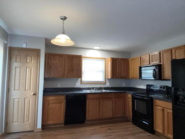 3802 Willowswitch Ln in Columbus, OH - Building Photo - Building Photo