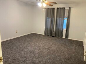 4 Stanwood Ct in Medford, NJ - Building Photo - Building Photo
