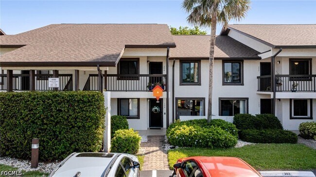 property at 600 Misty Pines Cir