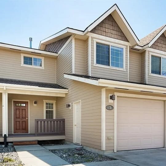 2938 Warbler Way in Bozeman, MT - Building Photo
