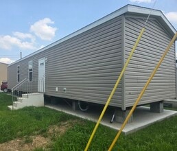 103 S Scioto St in Ashville, OH - Building Photo - Building Photo