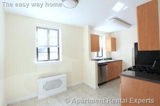 60 Brattle St, Unit #302 in Cambridge, MA - Foto de edificio - Building Photo