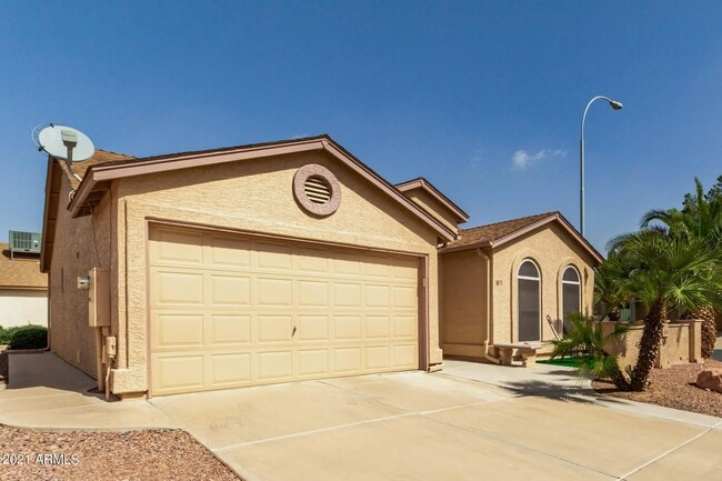 1870 E Indian Wells Dr in Chandler, AZ - Building Photo - Building Photo
