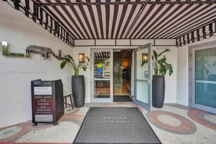 220 21st St in Miami Beach, FL - Building Photo