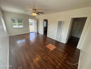 3067 East St in Simi Valley, CA - Building Photo - Building Photo