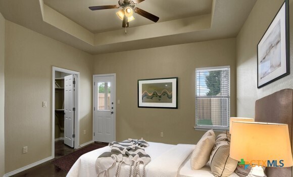 1523 Lucille St in Seguin, TX - Building Photo - Building Photo
