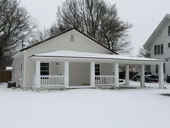 property at 922 Vine St