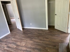 4760 Annette St in Baton Rouge, LA - Foto de edificio - Building Photo