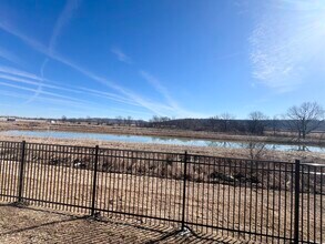 561 Shepherd St in Prairie Grove, AR - Building Photo - Building Photo