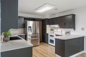 701 NW Ford Ln in Bentonville, AR - Building Photo - Building Photo