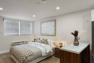 7800 Lundy's Ln in Niagara Falls, ON - Building Photo - Building Photo