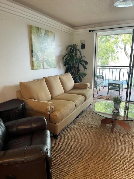 825 Egret Cir, Unit 306 in Delray Beach, FL - Building Photo