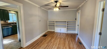 1555 Byam Rd in Cheshire, CT - Building Photo - Building Photo