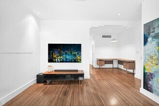 1751 James Ave in Miami Beach, FL - Building Photo - Building Photo