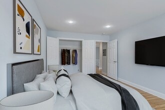 Grove Gardens in Freeport, NY - Building Photo - Building Photo