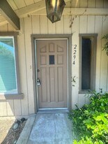 2294 Bellevue Rd in Atwater, CA - Building Photo