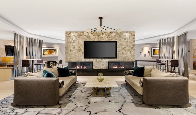 The Chase at Overlook Ridge in Revere, MA - Building Photo - Building Photo