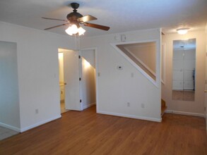 411 S Poplar Dr in Surfside Beach, SC - Building Photo - Building Photo