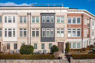 Lookout South in Tarrytown, NY - Building Photo - Building Photo