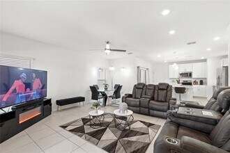 5790 Meditation Dr in Clermont, FL - Building Photo - Building Photo