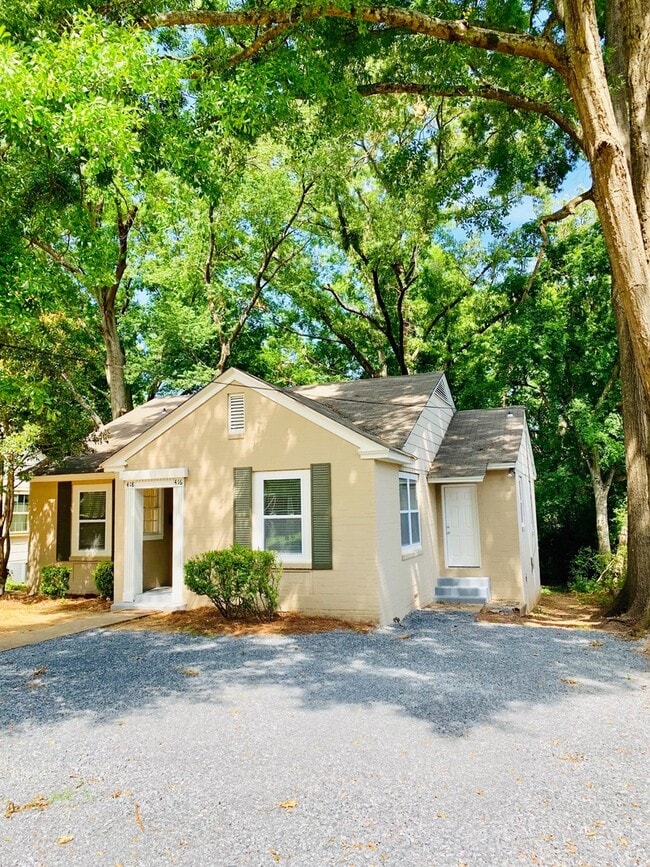 property at 418 N Florida St